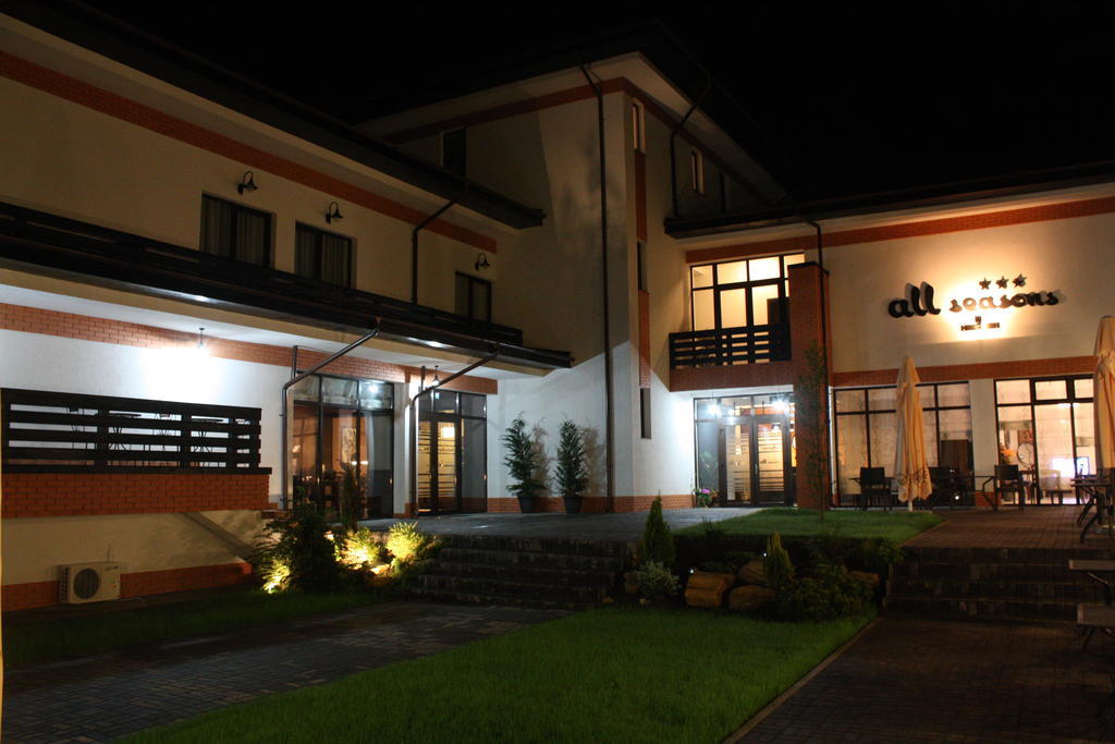 Pensiunea All Seasons Iasi Exterior photo